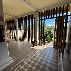 *** Hotel Center México