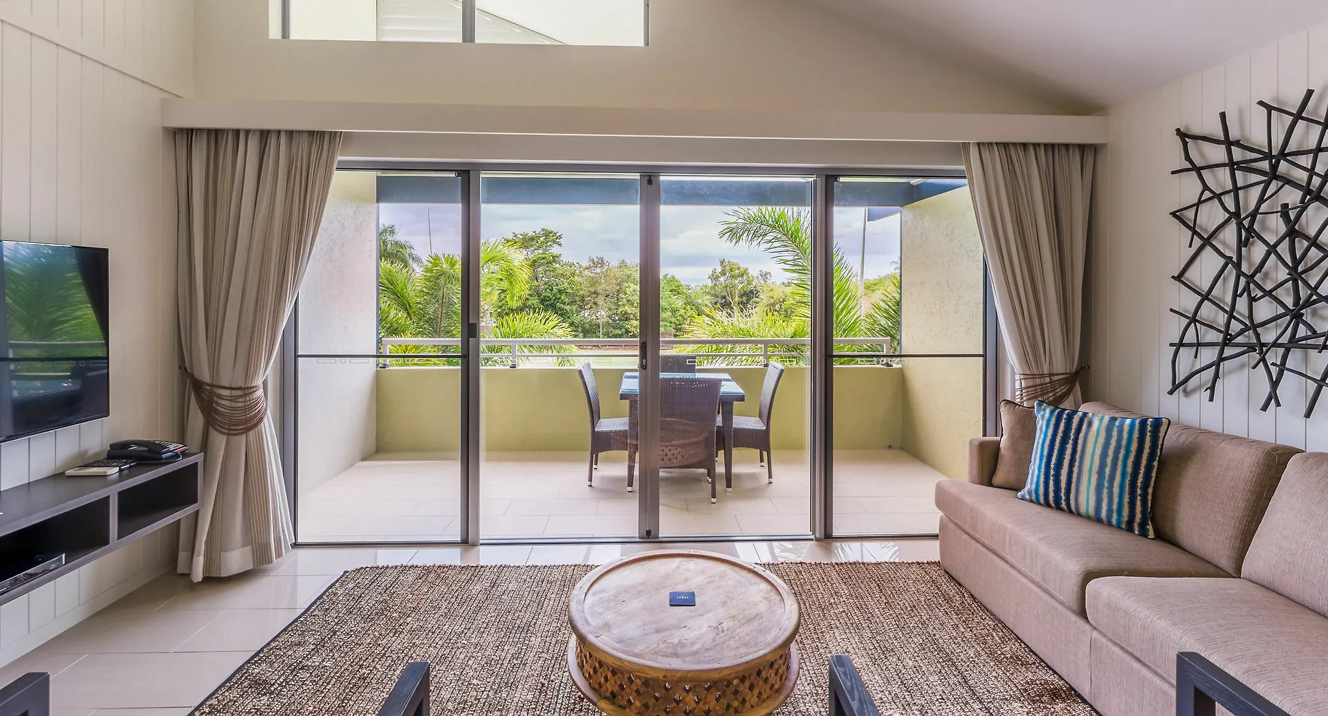The Sebel Palm Cove Aparthotel 4*,